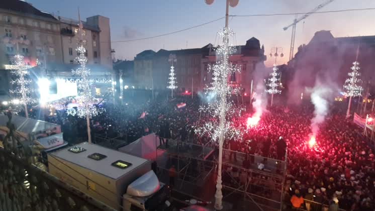 VIDEO: Croatia victory parade Fans gather for the Croatia team victory parade at Ban Jelacic square (following their victory over Morocco in the 2022 FIFA World Cup bronze medal match the previous day) on December 18, 2022 in Zagreb, Croatia. Video: Zoe Sarlija PIXSELL